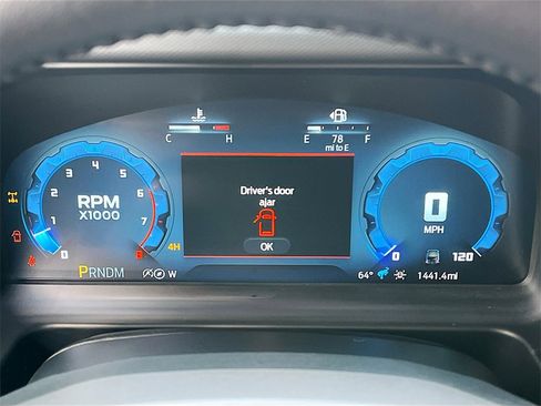 Used 2025 Ford Bronco Badlands image 12