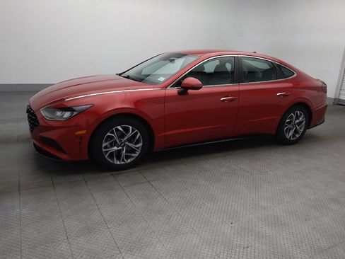 Used 2020 Hyundai Sonata SEL w/ Convenience Package image 2