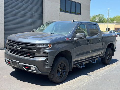 Used 2022 Chevrolet Silverado 1500 LT Trail Boss AWD/4WD image 2
