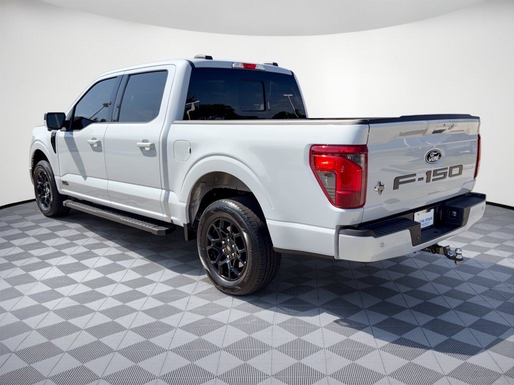 Used 2025 Ford F150 XLT w/ Equipment Group 302A MID RWD image 3