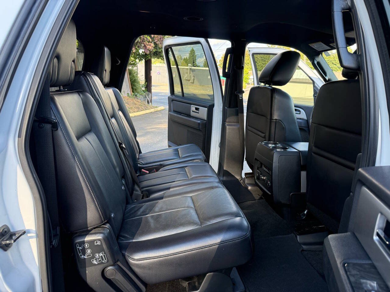 Used 2017 Ford Expedition EL Limited RWD image 34