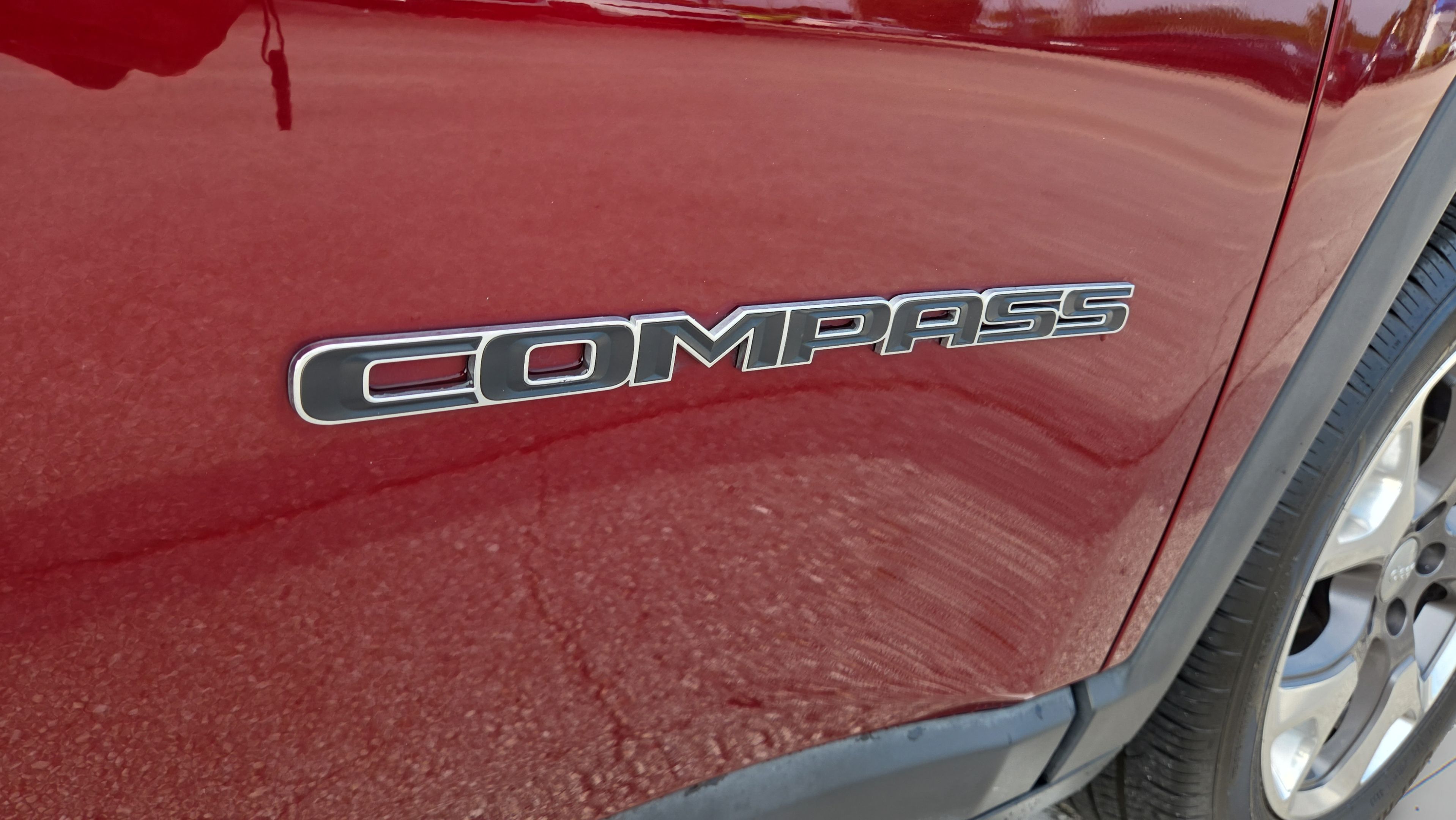 Used 2021 Jeep Compass Limited AWD/4WD image 38