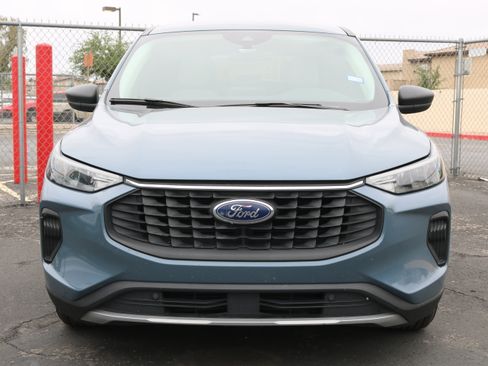 Used 2023 Ford Escape Active image 3