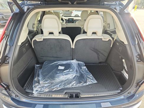 Used 2026 Volvo XC90 B6 Ultra w/ Protection Package AWD/4WD image 27