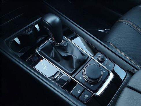 Certified 2025 MAZDA CX-50 2.5 Turbo w/ Accent Package image 19