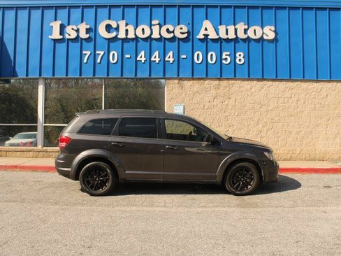 Used 2020 Dodge Journey SE w/ SE Popular Equipment Group FWD image 21