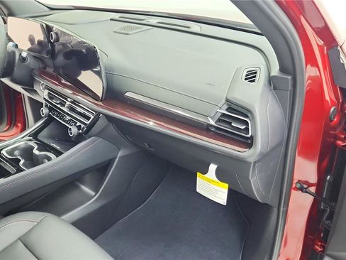 New 2026 Chevrolet Traverse Z71 w/ Enhanced Driving Package image 31