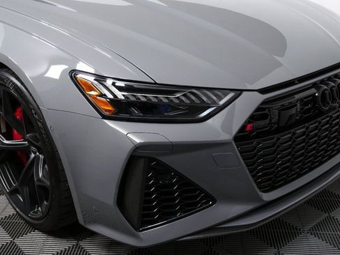 Used 2025 Audi RS 6 performance image 39