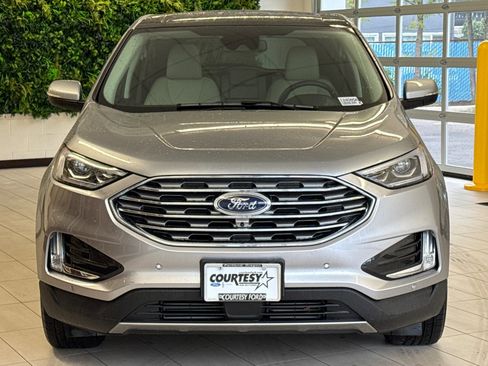 Used 2023 Ford Edge Titanium w/ Equipment Group 301A image 9