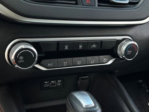 Used 2022 Nissan Altima 2.5 SR image 23