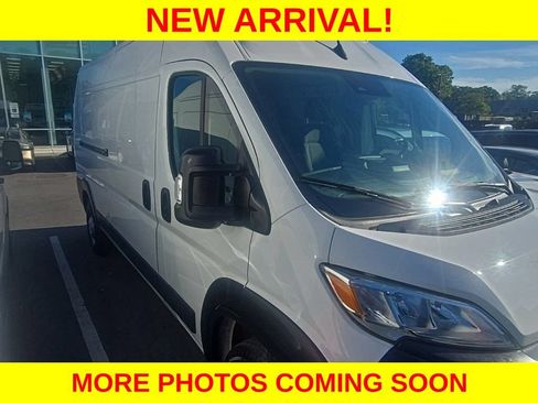 Used 2023 RAM ProMaster 2500 FWD image 4