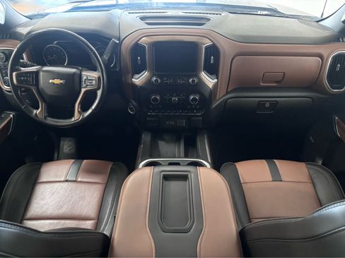Used 2021 Chevrolet Silverado 1500 High Country w/ Technology Package AWD/4WD image 17