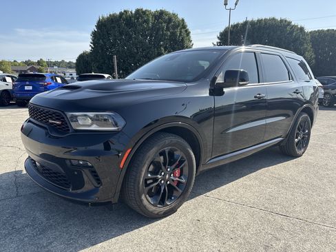 Used 2023 Dodge Durango R/T RWD image 4