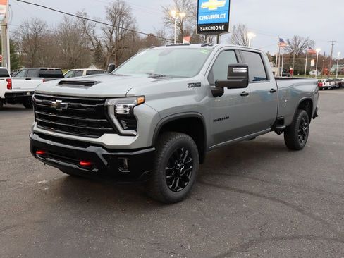 New 2026 Chevrolet Silverado 3500 LT w/ Trail Boss Package image 19