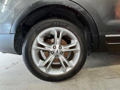 Used 2013 Ford Explorer Limited w/ Class III Trailer Tow Pkg FWD image 16