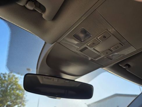 Used 2025 Volkswagen Taos S image 36