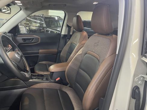 Certified 2025 Ford Bronco Sport Outer Banks w/ Outer Banks Tech Package+ image 11