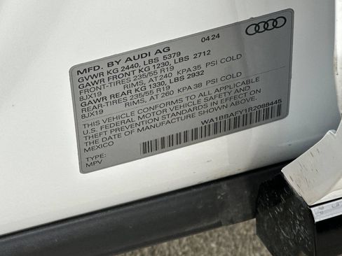 Used 2024 Audi Q5 2.0T Premium Plus w/ Premium Plus Package AWD/4WD image 36