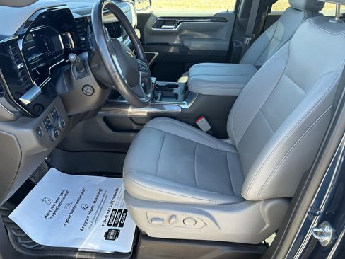 Used 2023 Chevrolet Silverado 1500 LTZ image 19