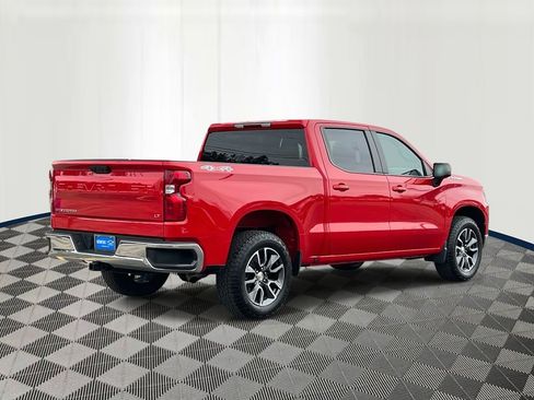 Used 2023 Chevrolet Silverado 1500 LT AWD/4WD image 5