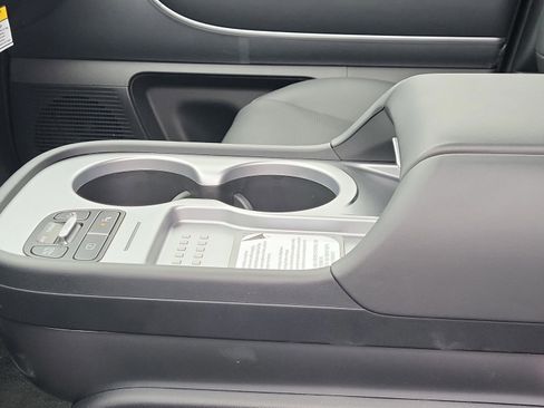 New 2026 Hyundai Ioniq 9 SEL image 34