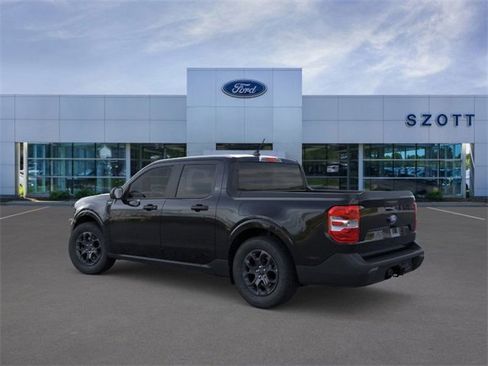 New 2025 Ford Maverick XLT image 4