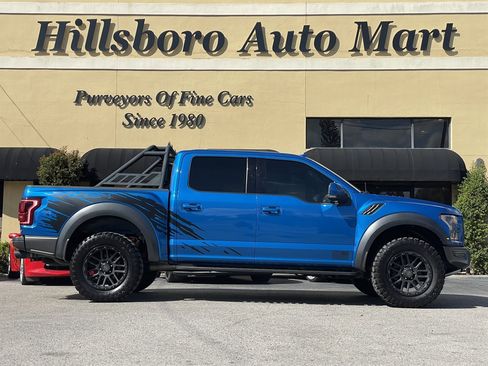 Used 2019 Ford F150 Raptor w/ Equipment Group 802A Luxury image 4