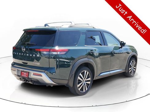 Used 2023 Nissan Pathfinder Platinum AWD/4WD image 4