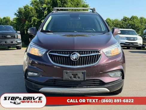 Used 2018 Buick Encore Sport Touring AWD/4WD image 2