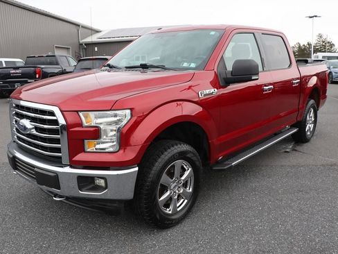Used 2017 Ford F150 XLT w/ Equipment Group 302A Luxury image 3