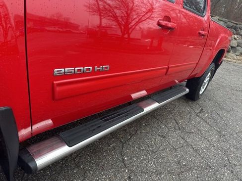 Used 2012 GMC Sierra 2500 SLT w/ SLT Convenience Package AWD/4WD image 11