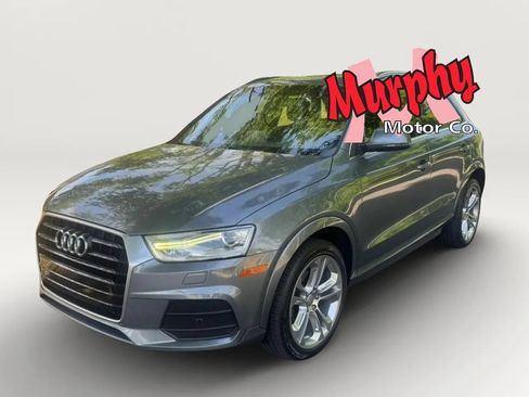 Used 2017 Audi Q3 2.0T Premium Plus w/ Premium Plus Package FWD image 2