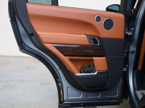 Used 2014 Land Rover Range Rover Autobiography AWD/4WD image 21