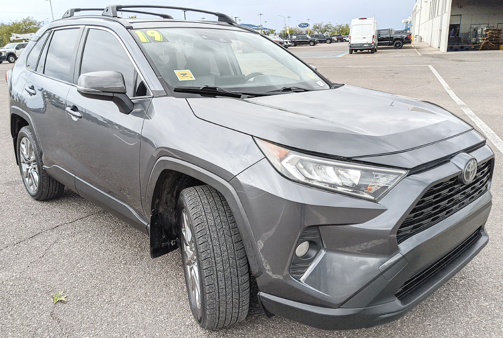 Used 2019 Toyota RAV4 XLE Premium w/ Cold Weather Package AWD/4WD image 1