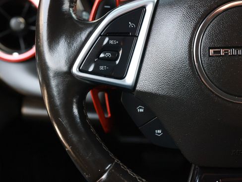 Used 2019 Chevrolet Camaro LT RWD image 29