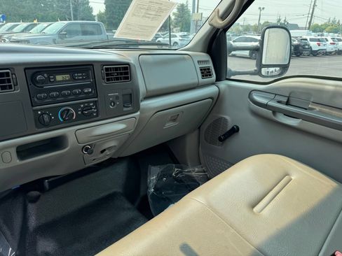 Used 2002 Ford F450 XL RWD image 23