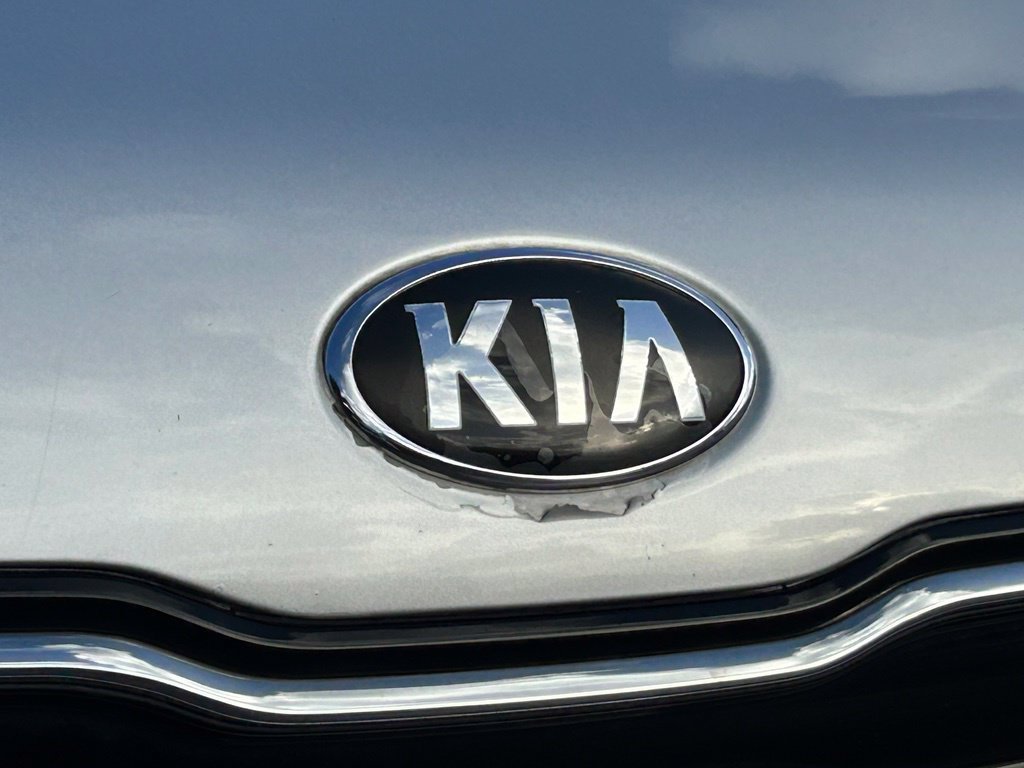 Used 2017 Kia Soul + FWD image 18