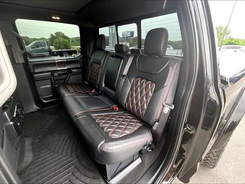 Used 2021 Ford F250 Lariat w/ Lariat Ultimate Package AWD/4WD image 25
