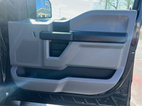 Used 2016 Ford F150 XL w/ Equipment Group 101A Mid RWD image 17