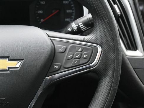 Used 2024 Chevrolet Malibu LT FWD image 18