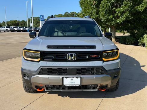 Used 2026 Honda Passport TrailSport Elite image 2