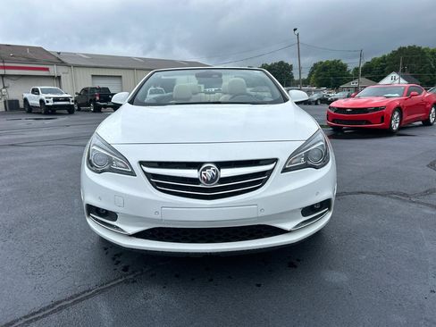 Used 2019 Buick Cascada Premium FWD image 2