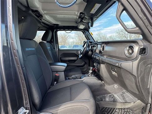 Used 2021 Jeep Wrangler Unlimited Rubicon 4xe w/ Cold Weather Group image 16