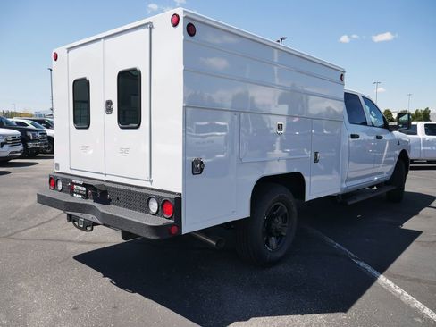 New 2026 RAM 3500 Tradesman AWD/4WD image 16