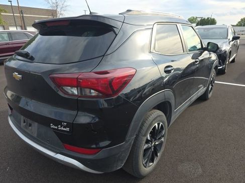 Used 2021 Chevrolet TrailBlazer LT w/ Convenience Package FWD image 5