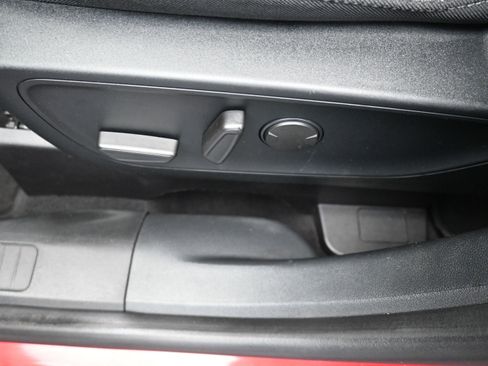 Used 2020 Ford Escape SE FWD image 10