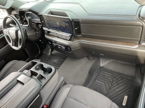 Used 2024 Chevrolet Silverado 1500 RST image 11