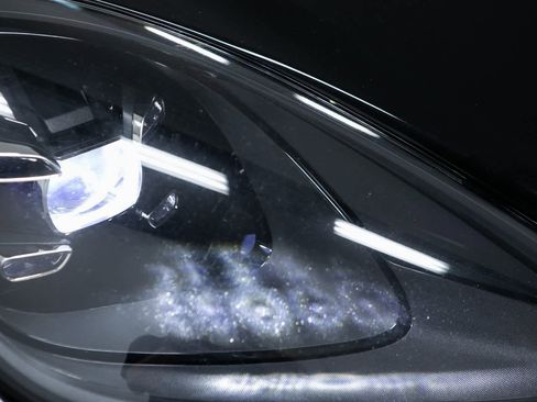 Certified 2022 Porsche Cayenne image 31