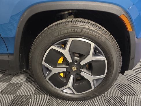 Used 2022 Rivian R1T Adventure AWD/4WD image 11