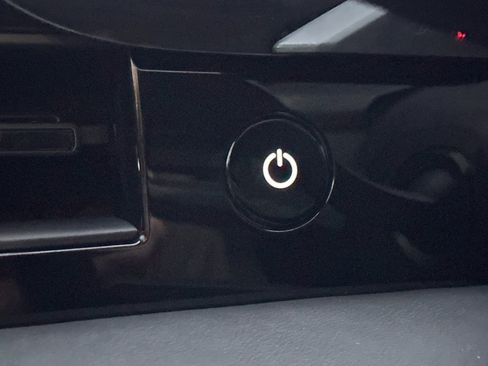 Certified 2023 Porsche Taycan image 22